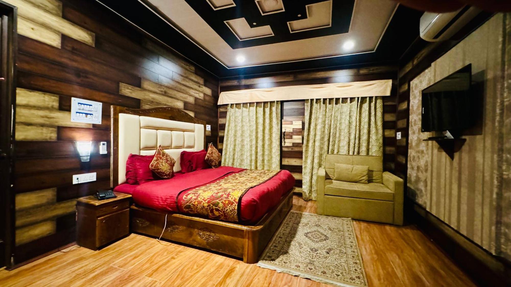 Sojourn Cottages Pahalgam Exterior photo