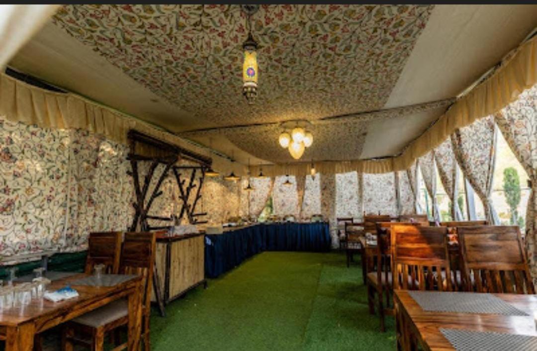 Sojourn Cottages Pahalgam Exterior photo